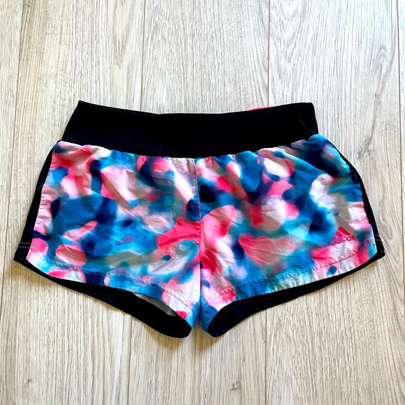 Adidas shorts 🩳 - Picture 1 of 3